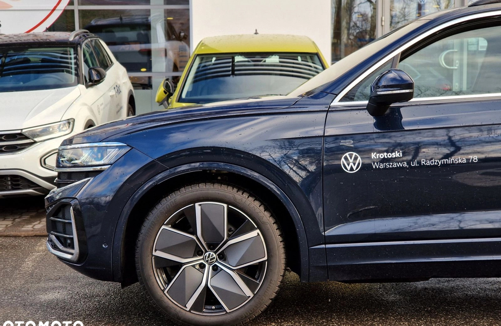 Volkswagen Touareg cena 425900 przebieg: 500, rok produkcji 2023 z Warszawa małe 596